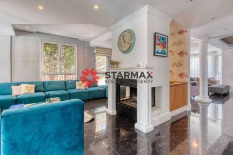 3 bedrooms House in Larnaca, Cyprus No. 82748 9