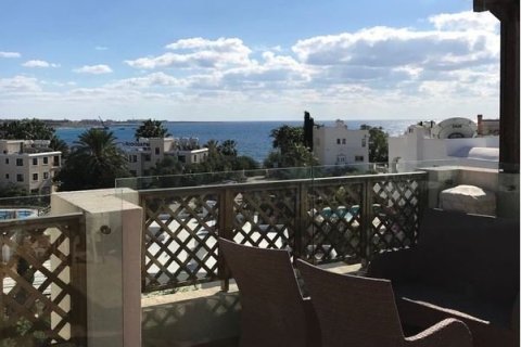 3 bedrooms House in Chloraka, Cyprus No. 37121 16