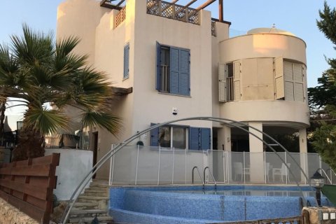 3 bedrooms House in Chloraka, Cyprus No. 37121 10