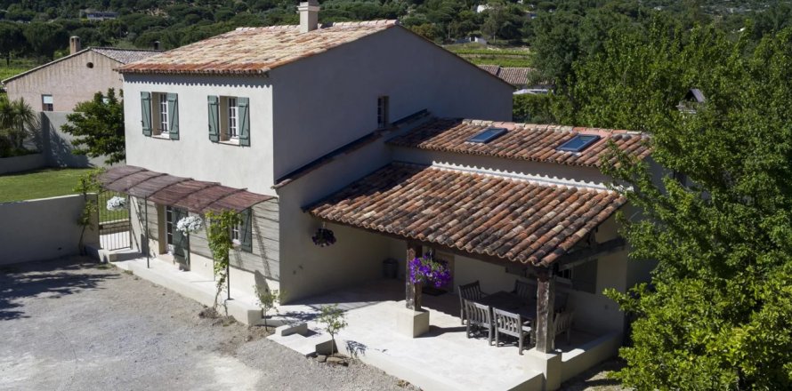 4 bedrooms Villa in Le Plan-de-la-Tour, France No. 78586