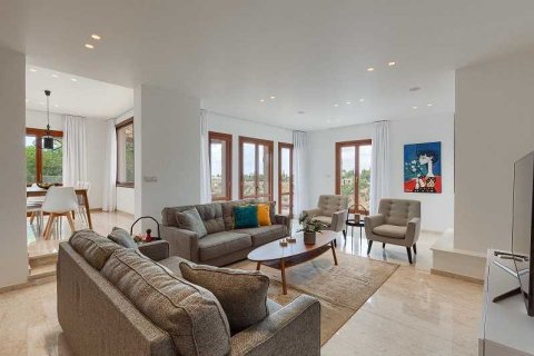 4 bedrooms House in Paphos, Cyprus No. 29569 7