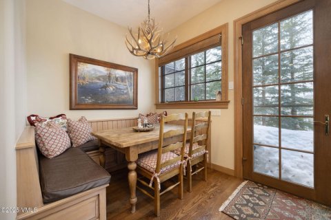 4 bedrooms House in Edwards, USA No. 104542 10