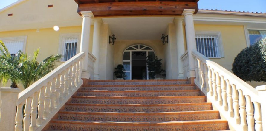 6 dormitorios Villa en Albir, Spain No. 111766