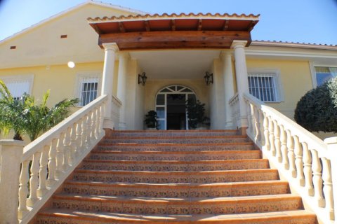 6 bedrooms Villa in Albir, Spain No. 111766