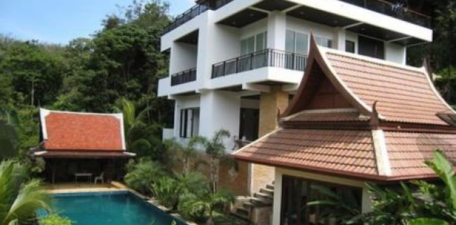 3 bedrooms Villa on the Phuket, Thailand No. 95656