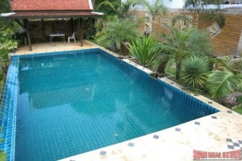 3 bedrooms Villa in Phuket, Thailand No. 95656 17