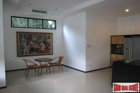 3 bedrooms Villa in Phuket, Thailand No. 95656 8