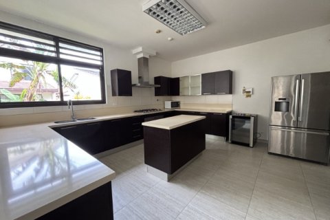 4 bedrooms House in Veracruz, Panama No. 109738 2