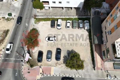Commercial property in Strovolos, Cyprus No. 82905 5