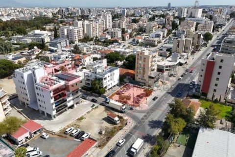 Commercial property in Strovolos, Cyprus No. 82905 2