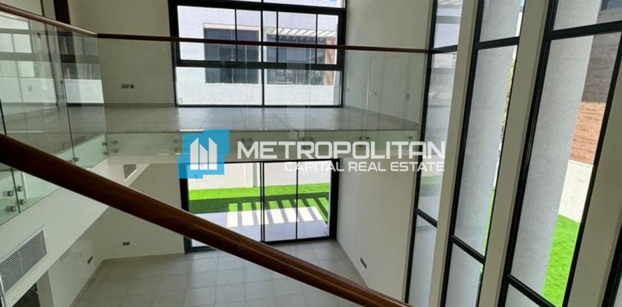 Вилла с 4 спальнями на Остров Яс, ОАЭ №123801