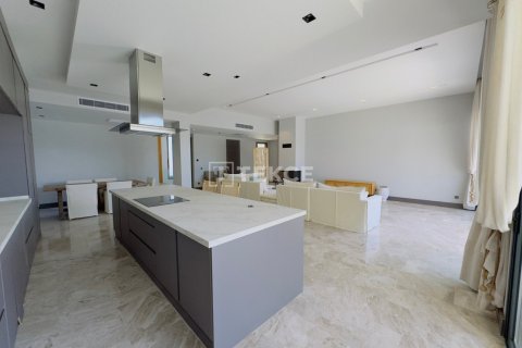 5 bedrooms Villa in Phi Dien, Vietnam No. 92883 9