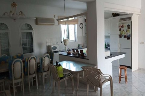 3 bedrooms House in Zakynthos, Greece No. 24529 14