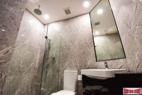 2 bedrooms Apartment in Bangkok, Thailand No. 96099 13