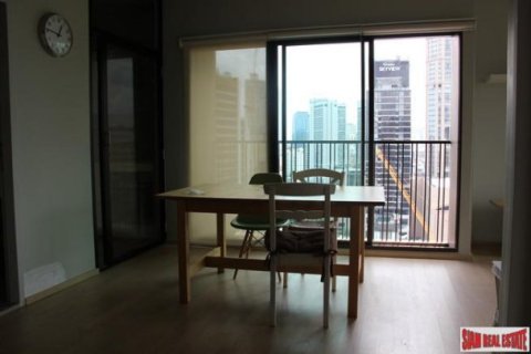 2 bedrooms Apartment in Bangkok, Thailand No. 96832 6