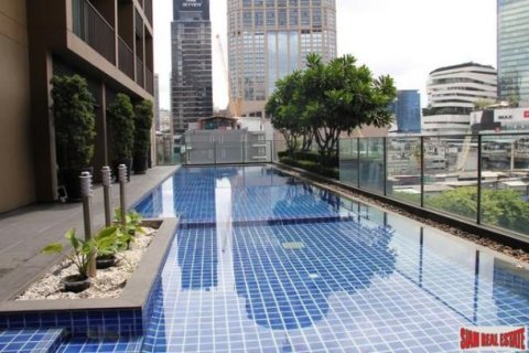 2 bedrooms Apartment in Bangkok, Thailand No. 96832 1
