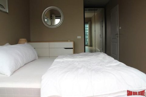 2 bedrooms Apartment in Bangkok, Thailand No. 96832 8