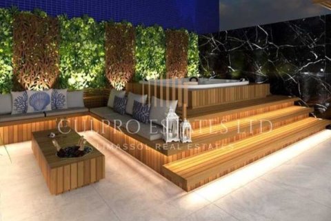 5 bedrooms Penthouse in Limassol, Cyprus No. 76057 1