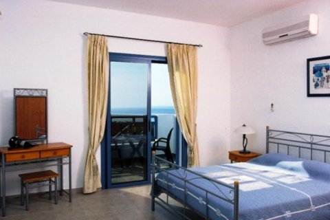 4 dormitorios Villa en Paphos, Cyprus No. 105719 3