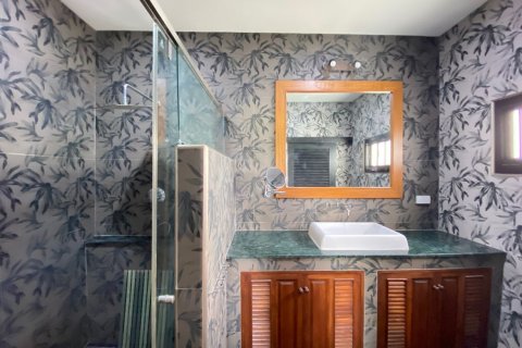 4 bedrooms House in Chiang Mai, Thailand No. 1453 30