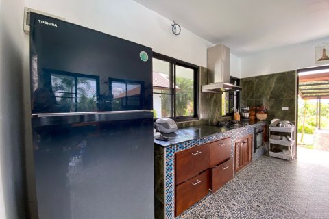 4 bedrooms House in Chiang Mai, Thailand No. 1453 22