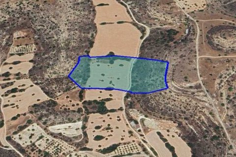 30101m² Land in Agios Athanasios, Cyprus No. 80113 1