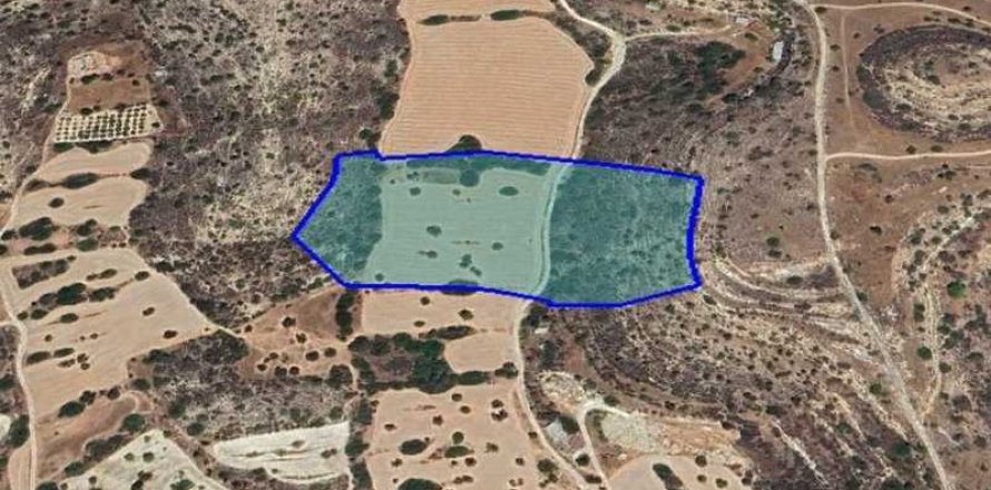 30101m² Land in Agios Athanasios, Cyprus No. 80113