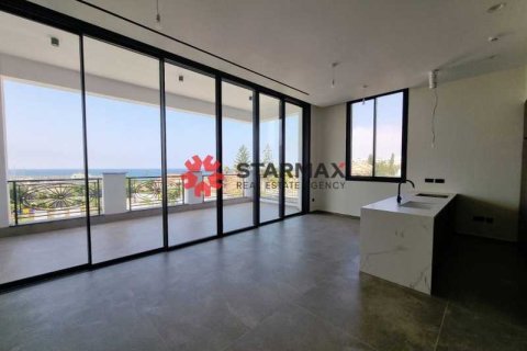 2 bedrooms Apartment in Parekklisia, Cyprus No. 82817 2