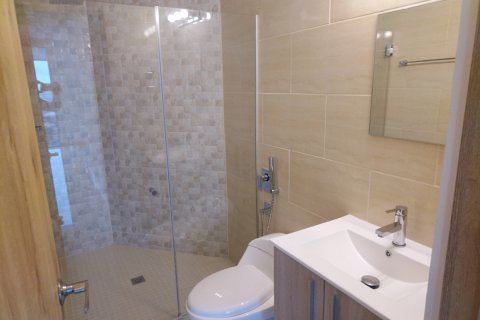 2 bedrooms Apartment in Panama City, Panama No. 109761 7