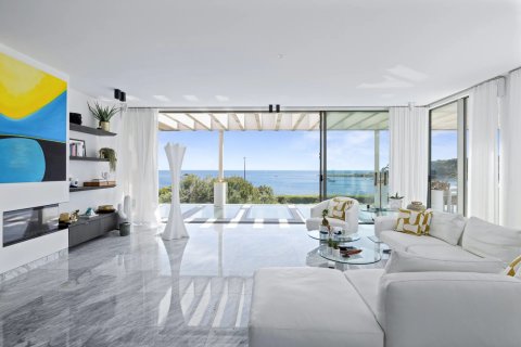 6 bedrooms House in Antibes, France No. 100261 7