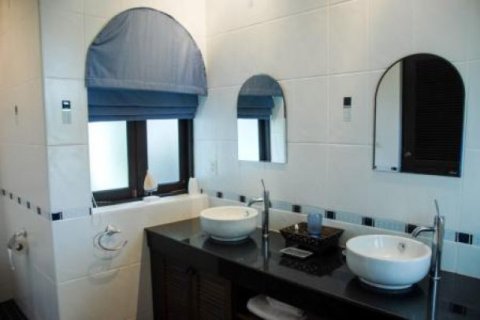 5 bedrooms Villa in Hua Hin, Thailand No. 95861 11