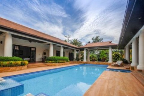 5 bedrooms Villa in Hua Hin, Thailand No. 95861 7