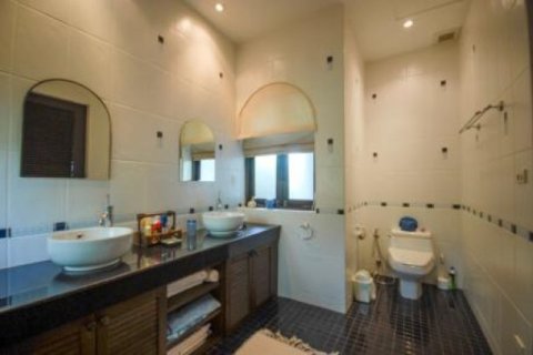 5 bedrooms Villa in Hua Hin, Thailand No. 95861 16