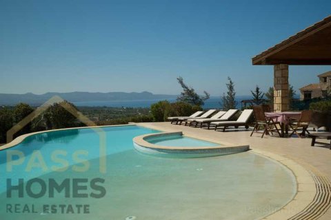 Дом с 6 спальнями в Аргака, Кипр №101125 9