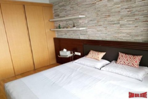 2 bedrooms Apartment in Bangkok, Thailand No. 96893 14