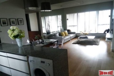2 bedrooms Apartment in Bangkok, Thailand No. 96893 8