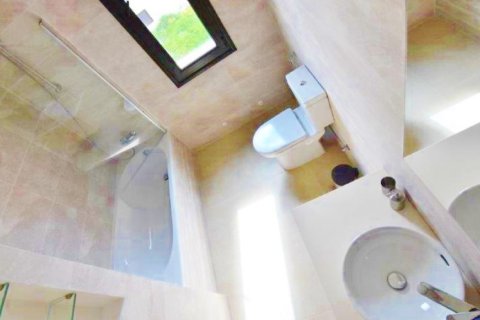 3 dormitorios Villa en Paphos, Cyprus No. 106252 4