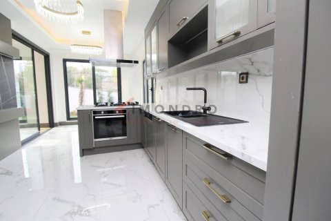 5 bedrooms Villa in An Lao, Vietnam No. 17446 20