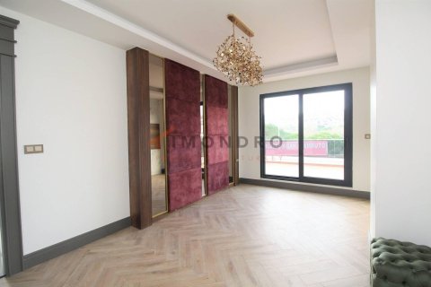 5 bedrooms Villa in An Lao, Vietnam No. 17446 12