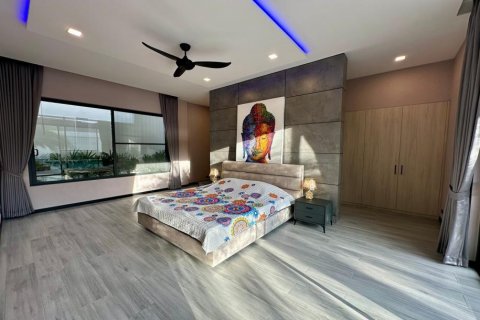 4 bedrooms Villa in Nai Harn Beach, Thailand No. 96764 22