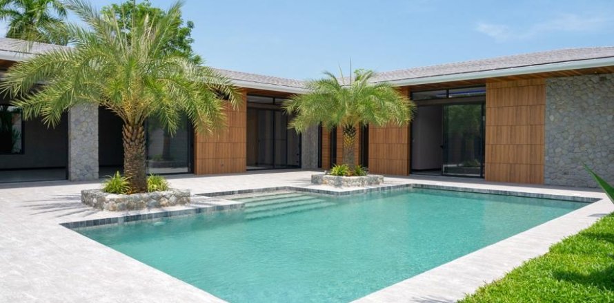 4 bedrooms Villa in Nai Harn Beach, Thailand No. 96764