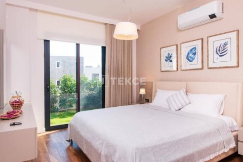 3 bedrooms Penthouse in Phi Dien, Vietnam No. 16454 5