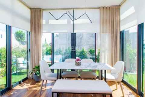 3 bedrooms Penthouse in Phi Dien, Vietnam No. 16454 11