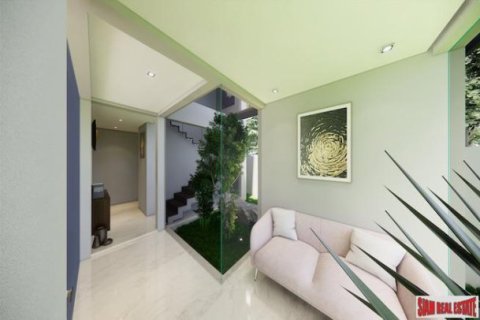 4 bedrooms Villa in Phuket, Thailand No. 97029 4