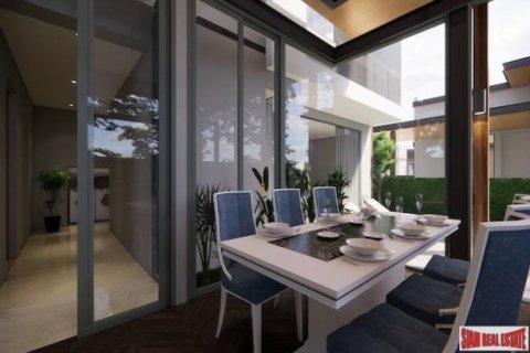 4 bedrooms Villa in Phuket, Thailand No. 97029 10