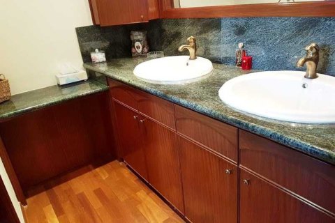 7 bedrooms Villa in Agios Tychonas, Cyprus No. 30686 13