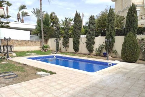 7 bedrooms Villa in Agios Tychonas, Cyprus No. 30686 15