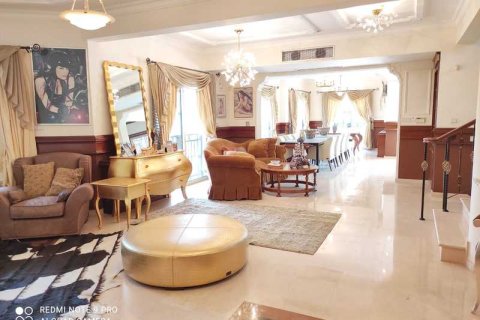 7 bedrooms Villa in Agios Tychonas, Cyprus No. 30686 10