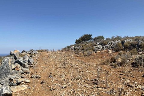 150000m² Land en Neapoli, Greece No. 108337 12