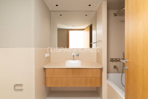 4 bedrooms Apartment in Duc Tan, Vietnam No. 88077 14